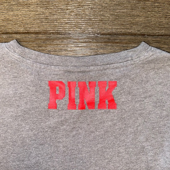 Wisconsin Badgers Women’s Crewneck -Victoria’s Secret PINK Collegiate Collection - Picture 5 of 6